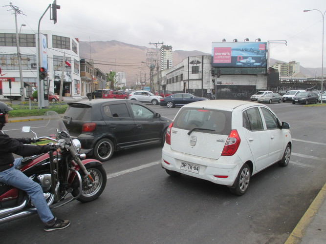 Iquique | Av. A. Prat con Anibal Pinto | Monumental
